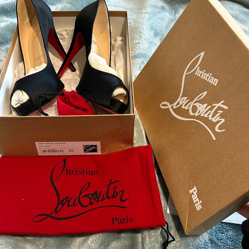 Christian Louboutin Satin Black Peep Toe Platform in Box sz 9 /39